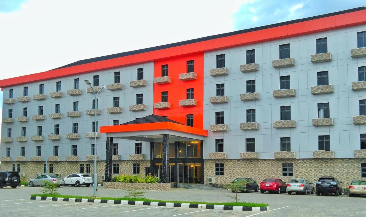 Wetland Hotel Ughelli Kültér fotó